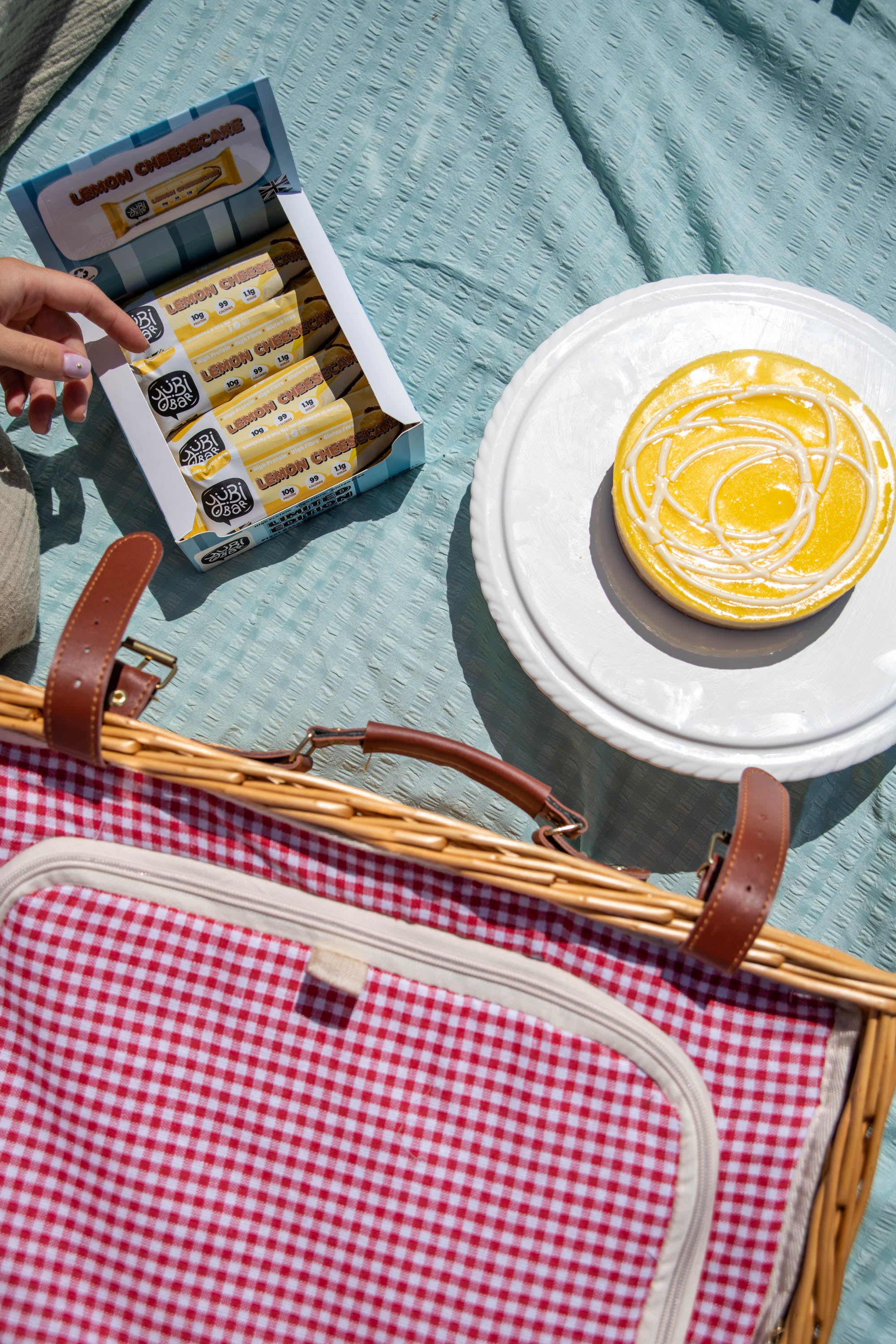 Lemon Cheesecake Summer Protein Bars